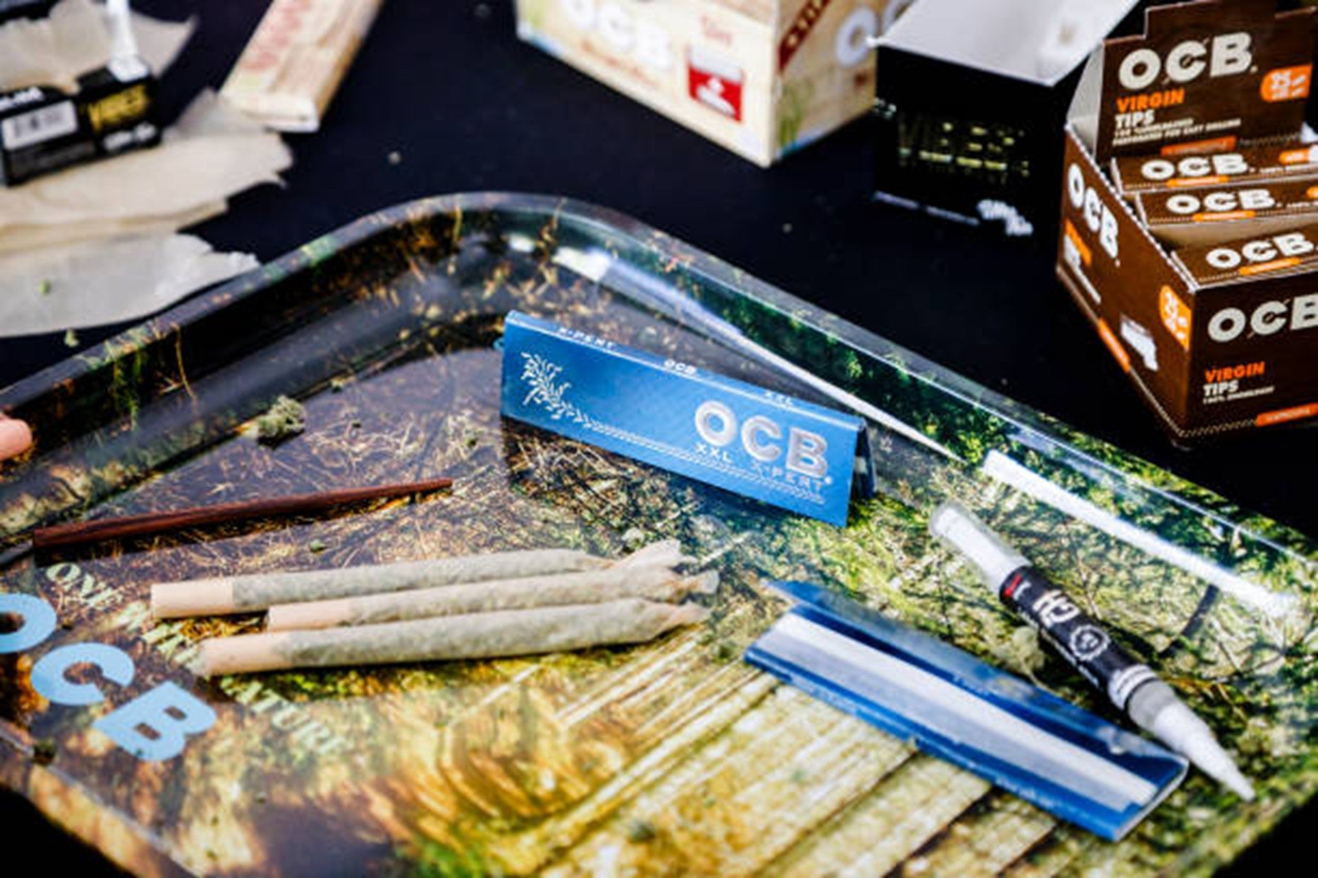 Which Rolling Paper Size Fits Your Rolling Accessories Setup