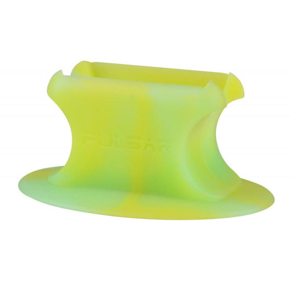 pulsar-knuckle-bubbler-stand-green-and-yellow-glow